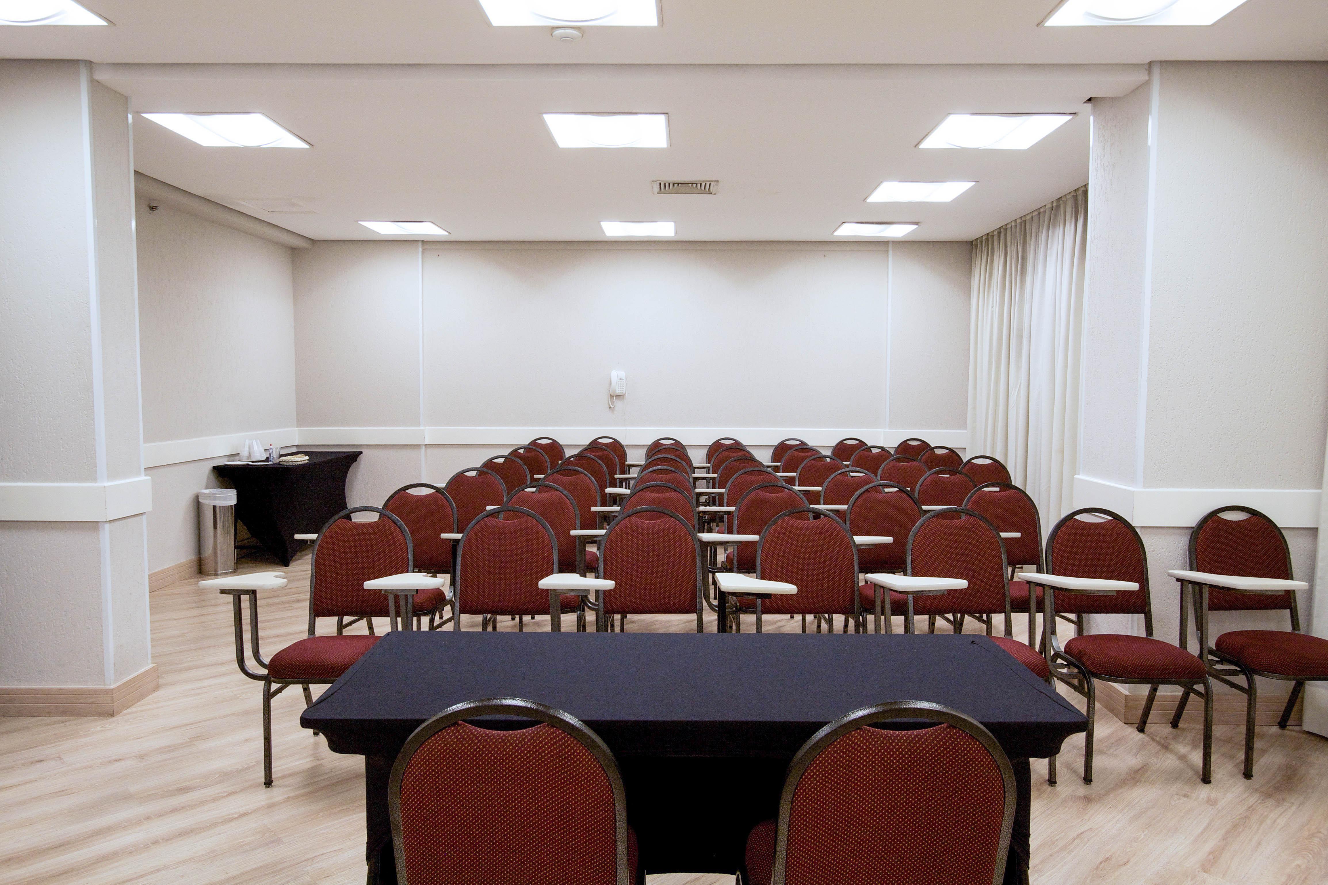 Bristol International Guarulhos Hotel Bagian luar foto